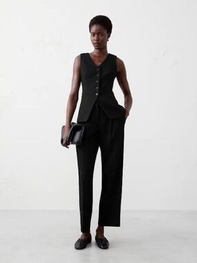 Banana Republic Factory Black V-Neck Buttoned Vest